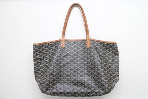 バッグのパンプス