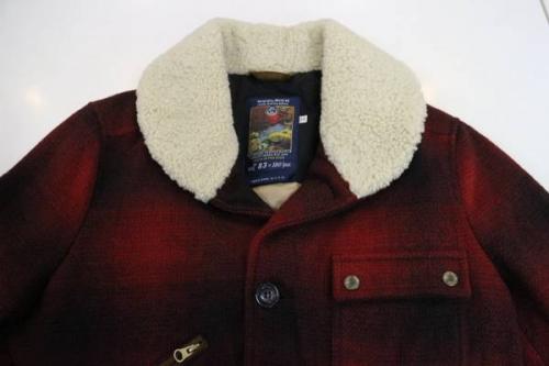 ウールリッチのランチコート