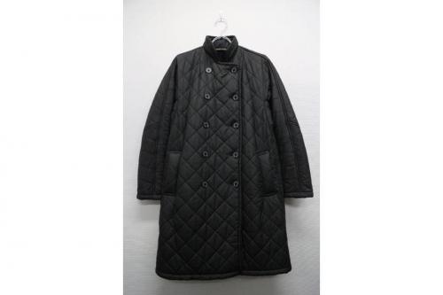 トップスのダウンコート