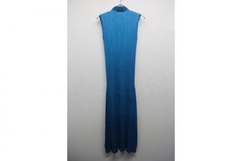 PLEATS PLEASEのプリーツプリーズ