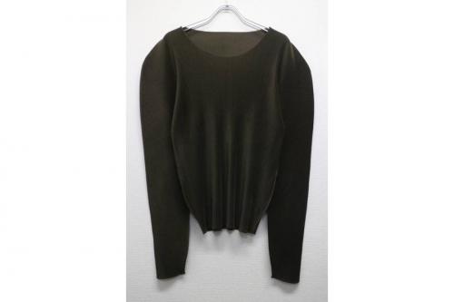 プリーツプリーズのISSEY MIYAKE