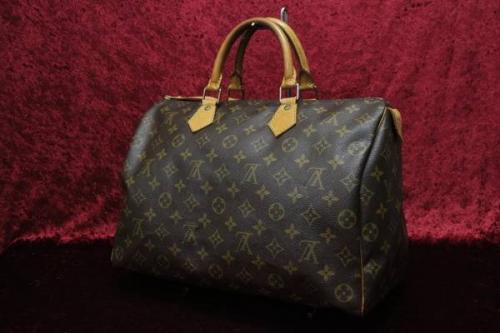 ルイヴィトンの山本寛斎