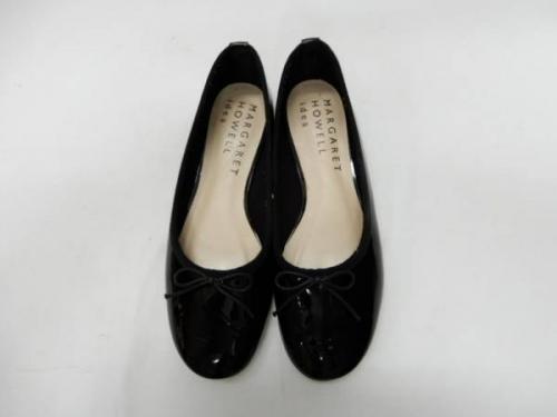 シューズのパンプス