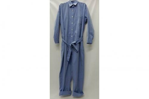 トップスのシャツ・ブラウス