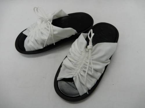 ピッピシックのシューズ