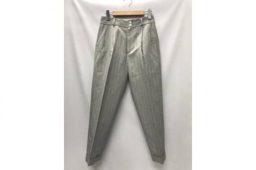 MARGARET HOWELLのマーガレットハウエル