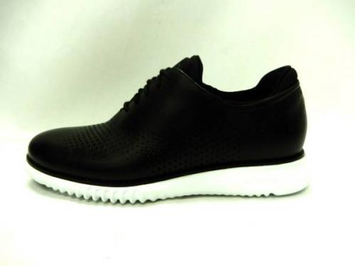 COLE HAANのコールハーン