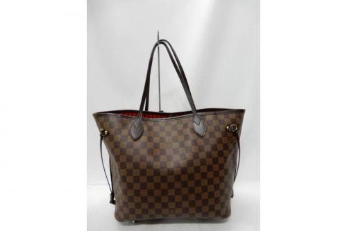 LOUIS VUITTONのバック