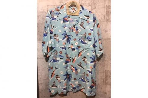 アロハシャツの三鷹