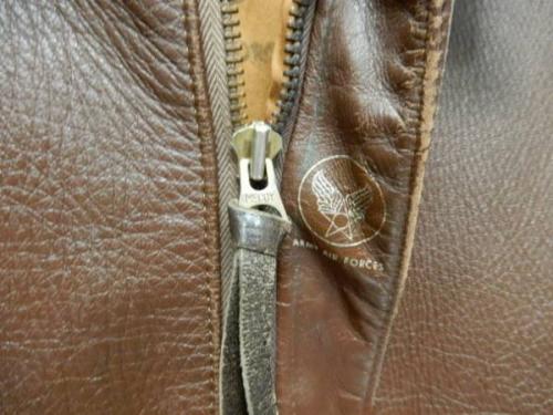 リアルマッコイズのA-2