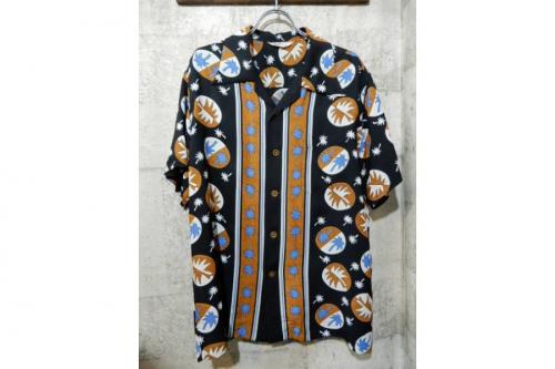 アロハシャツの三鷹