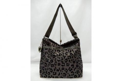 LeSportsacのレスポートサック