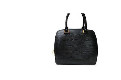 ルイヴィトンの三鷹