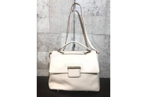 FURLAのバッグ