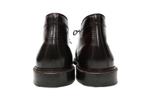 オールデンのコードバンチャッカブーツ