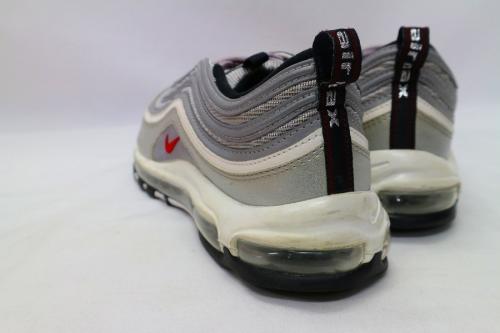 ナイキのAIR MAX 97