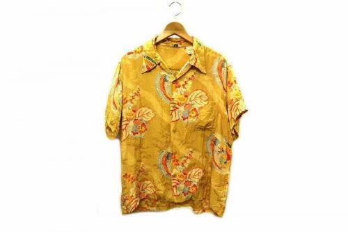 サン サーフのアロハシャツ