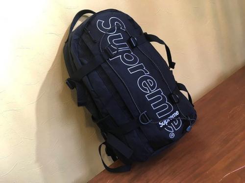 SUPREMEのシュプリーム