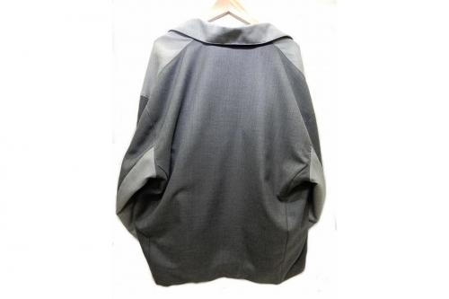 ジャケットのオーバーサイズ