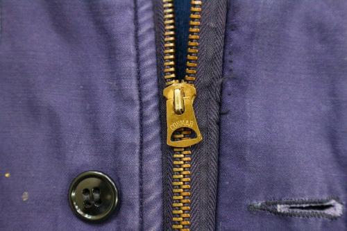 ユ-エスネイビーのジャケット