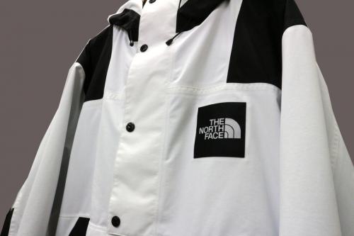 アウトドアブランドのTHE NORTH FACE