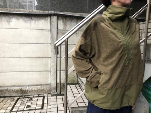 フリースジャケット