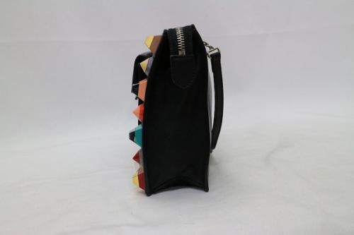【値下げ】FENDI 8M0369トゥージュールレザーマルチスタッズバッグ FENDI フェンディ 8M0369 トゥージュール マルチスタッズ カバン