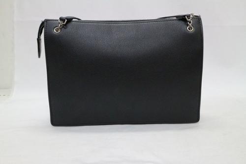 フェンディのトゥージュール ショルダーバッグ