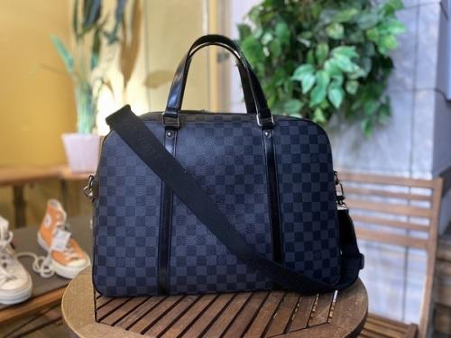 LOUISVUITTON × Christopher Nemethのルイヴィトン