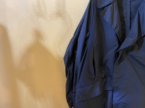 テアトラのDEVICE COAT PACKBLE