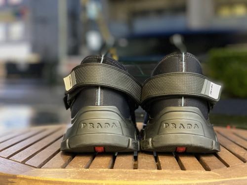 スニーカーのトレファクスタイル三鷹店