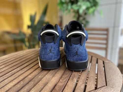 エアジョーダン6 レトロのスニーカー