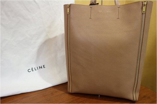 ラグジュアリーブランドのCELINE
