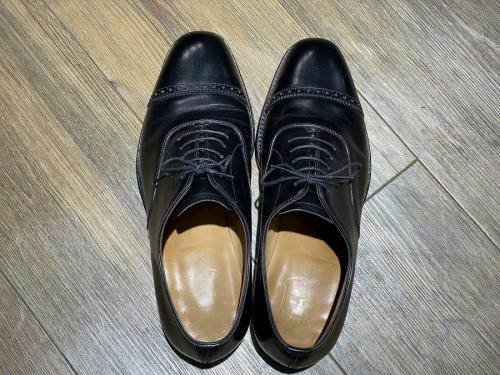 ストレートチップシューズのトレファクスタイル三鷹店