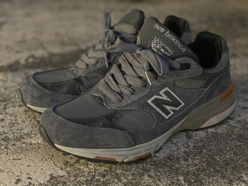 ニューバランスのスニーカー
