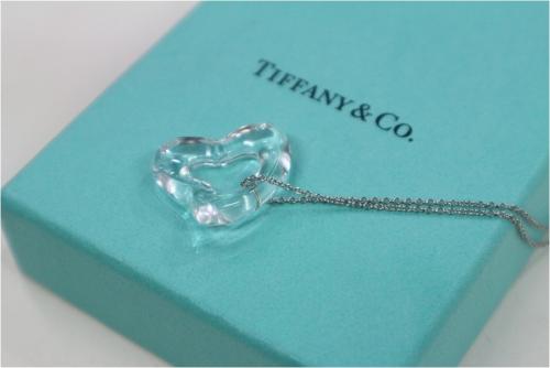 ティファニーのプラチナ クリスタルトップオープンハートネックレス
