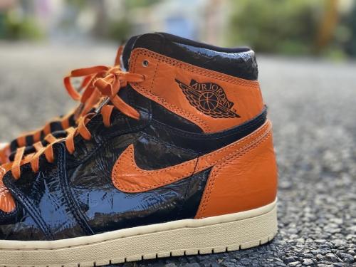 AIR JORDAN 1 RETRO HIGH OG　555088-028のトレファクスタイル三鷹店