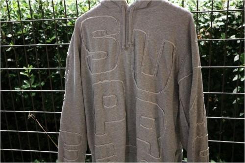 SUPREMEのシュプリーム