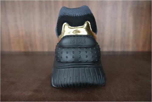 ヌメロ ヴェントゥーノのBILLY