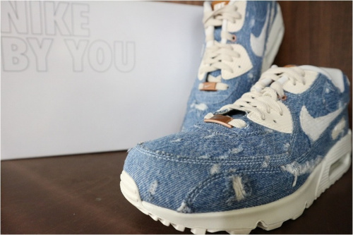 スニーカーのNIKE