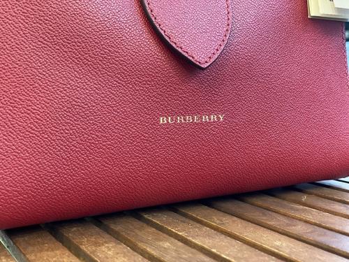 MEDIUM BUCKLE TOTE　GRAIN SOFT　4029020　のトレファクスタイル三鷹店