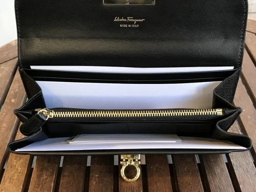 財布のトレファクスタイル三鷹店