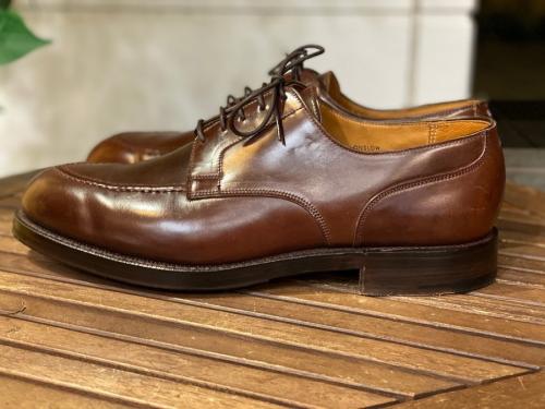 クロケット＆ジョーンズのONSLOWコードバンＵチップ