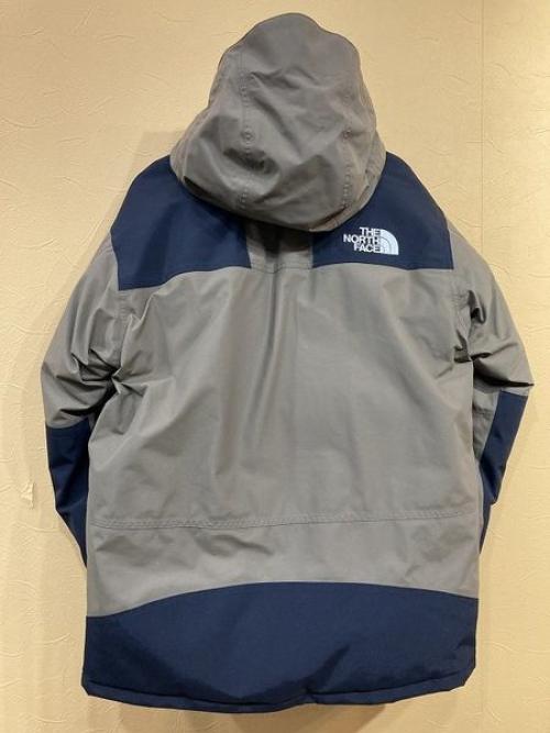 ザノースフェイスのMOUNTAIN DOWN JACKET