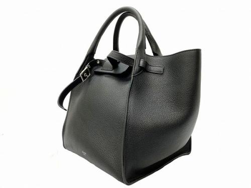 セリーヌのスモールビッグバッグ ロングストラップ