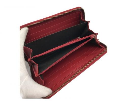 マーモントの長財布