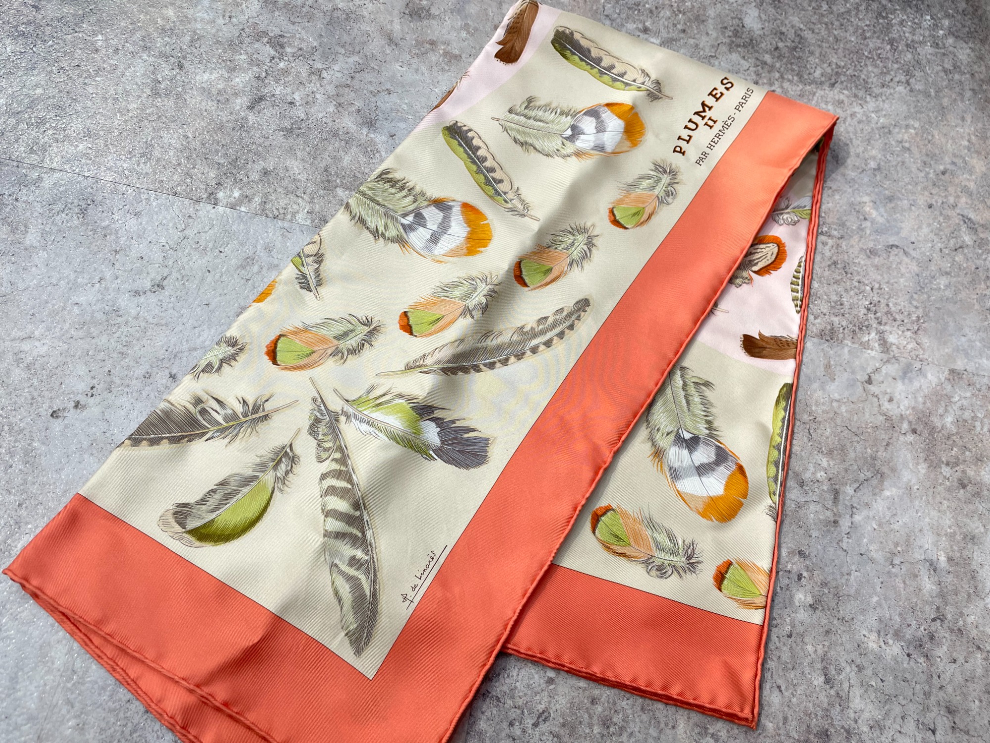 スタイル辻堂店】HERMES / エルメスより定番のスカーフ3点をご