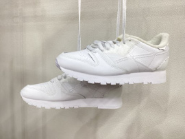 「インポートブランドのMaison Margiela×Reebok 」