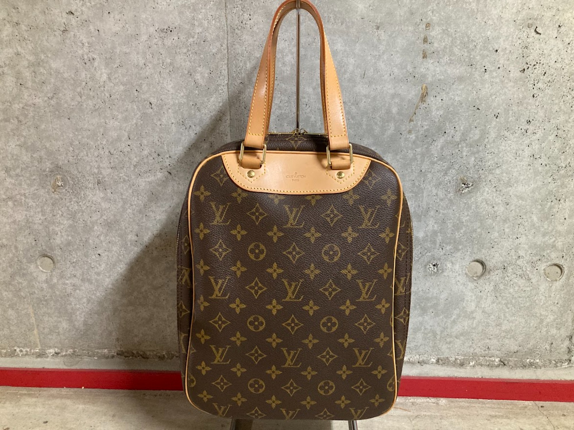 LOUIS VUITTON/ルイ・ヴィトン】モノグラム エクスキュルシオンを買取
