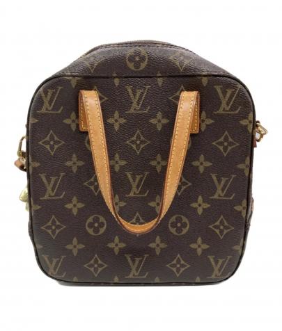 「ラグジュアリーブランドのLOUIS VUITTON 」